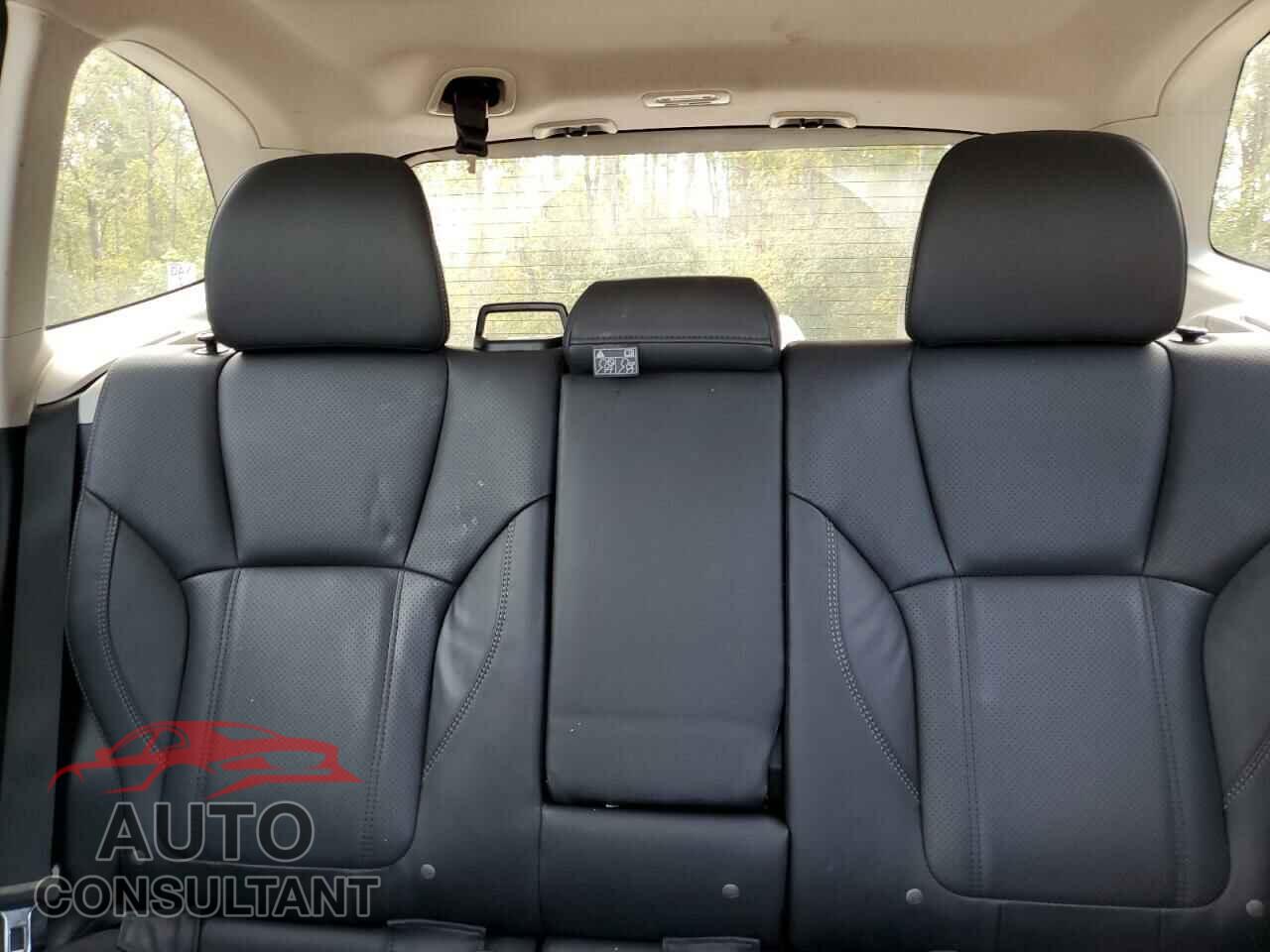 SUBARU FORESTER 2022 - JF2SKEPC7NH461965
