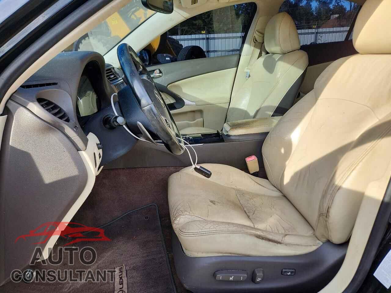 LEXUS IS 2012 - JTHBF5C26C5174064