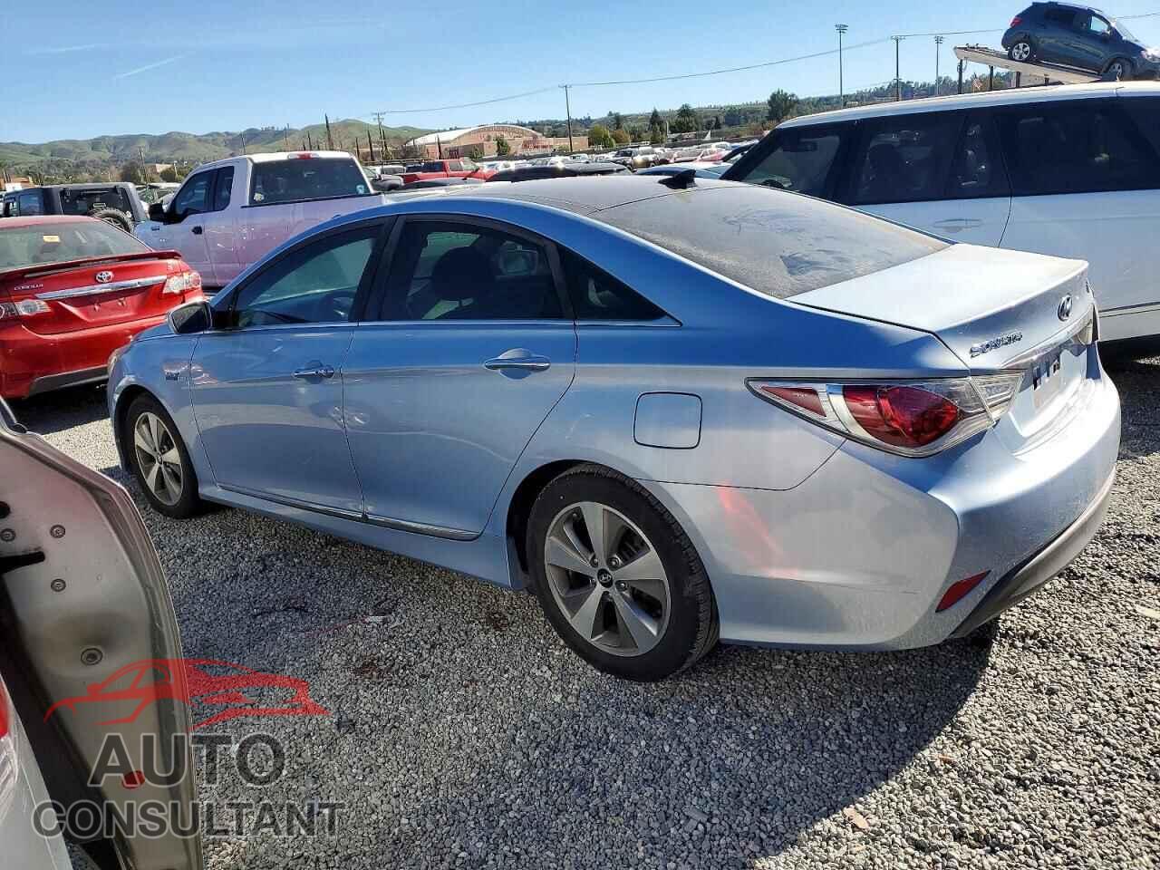 HYUNDAI SONATA 2012 - KMHEC4A46CA020477