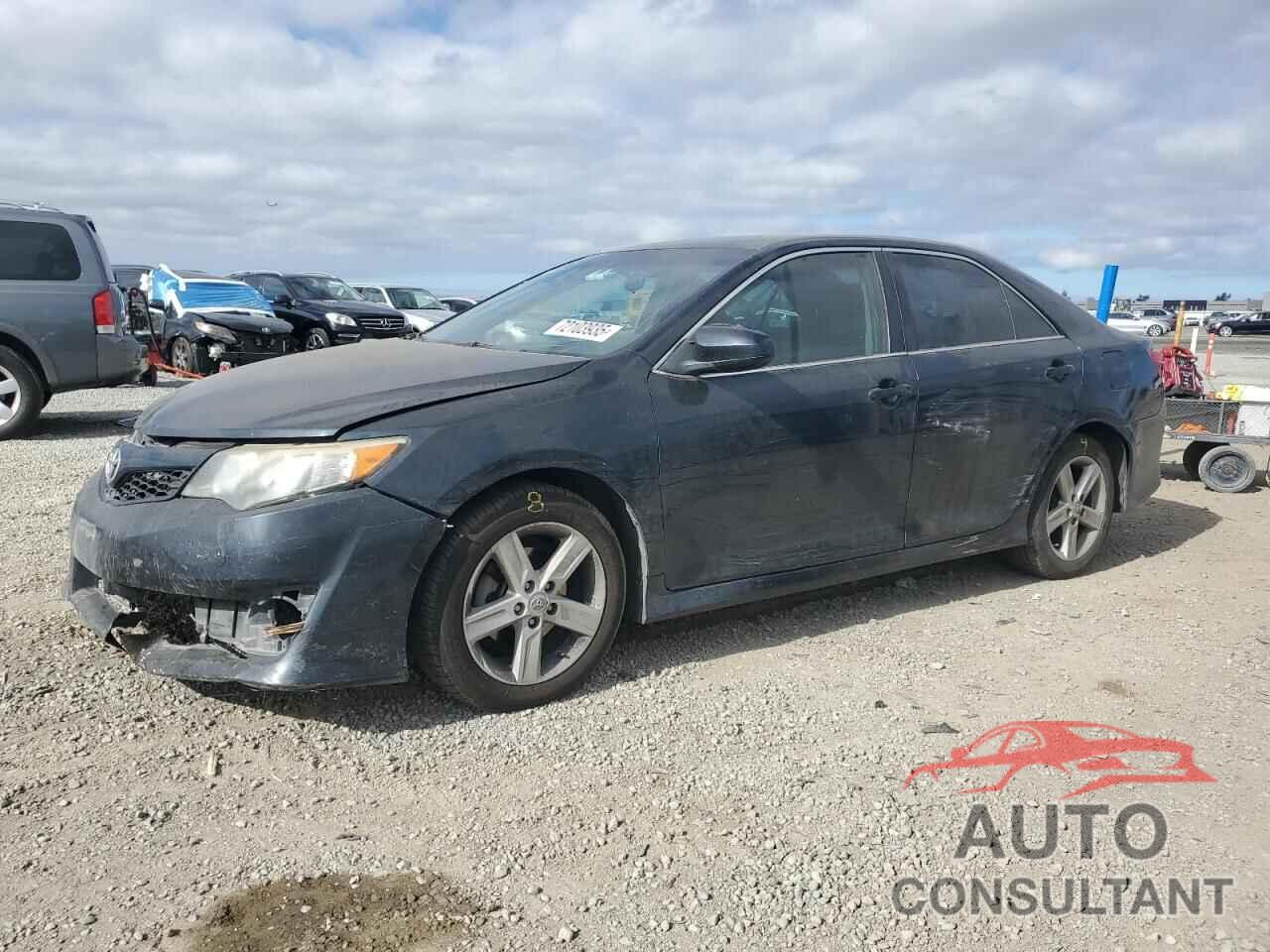 TOYOTA CAMRY 2014 - 4T1BF1FK2EU813647