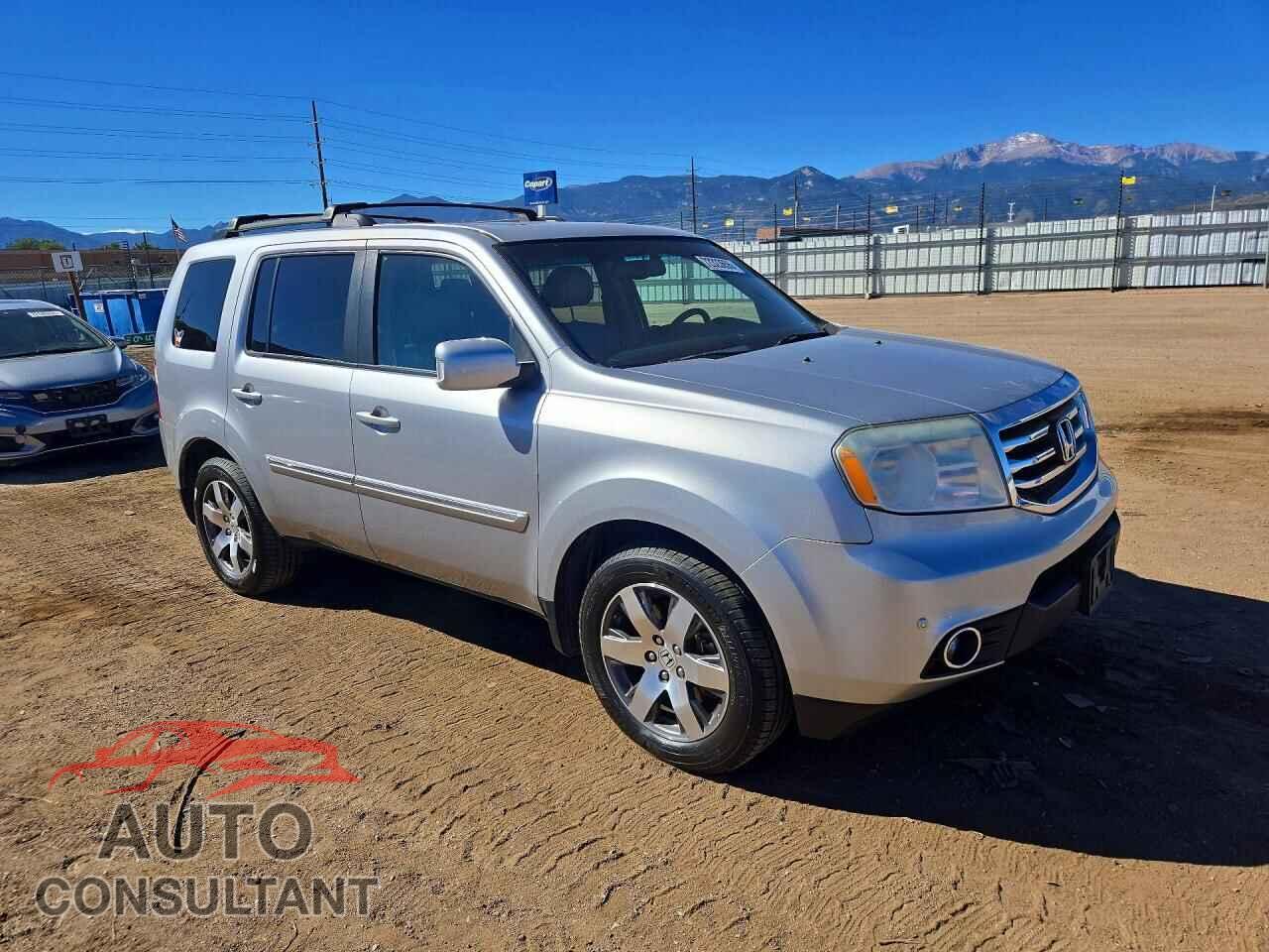 HONDA PILOT 2015 - 5FNYF4H92FB036228