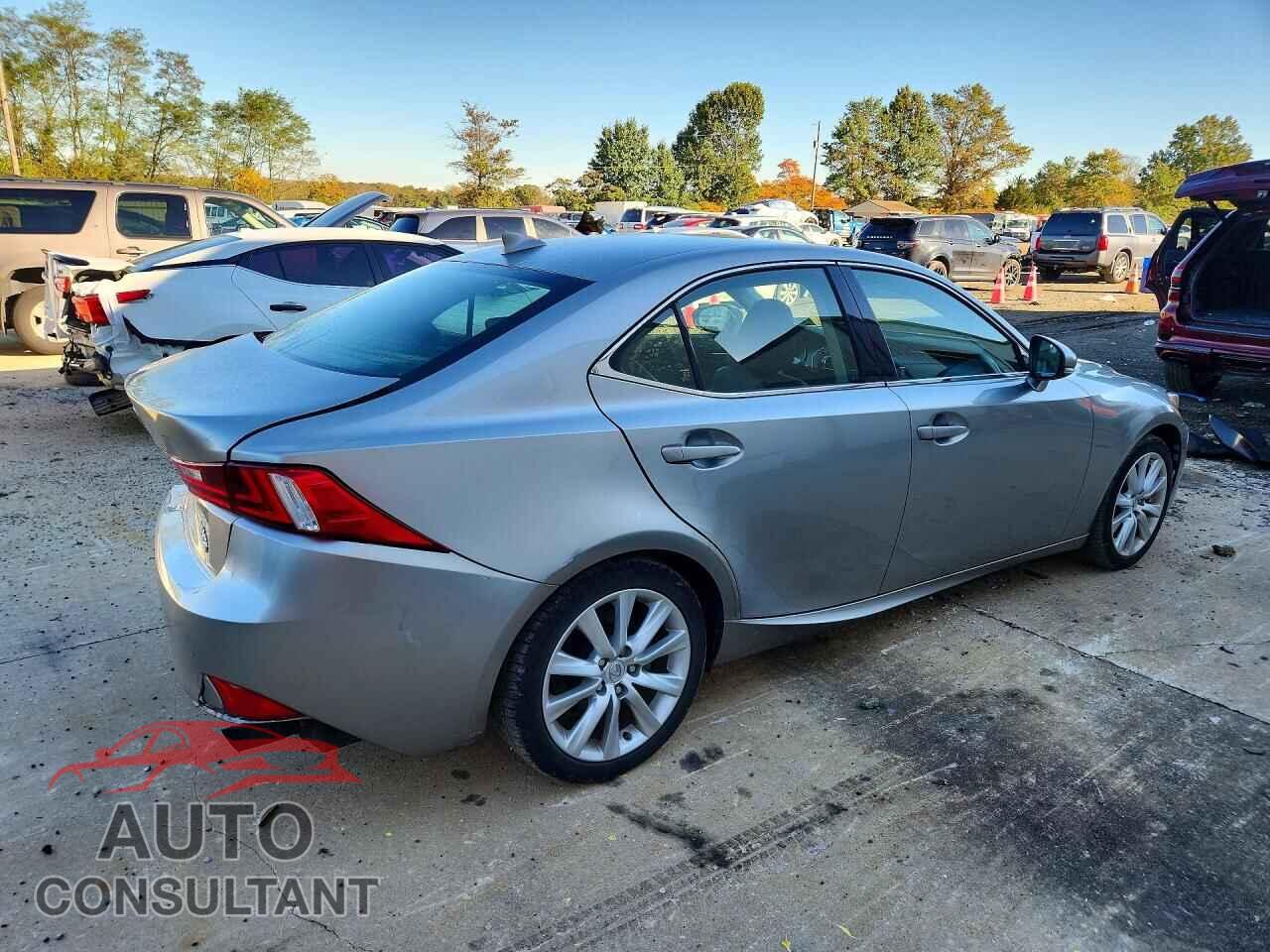 LEXUS IS 2015 - JTHCF1D21F5024864