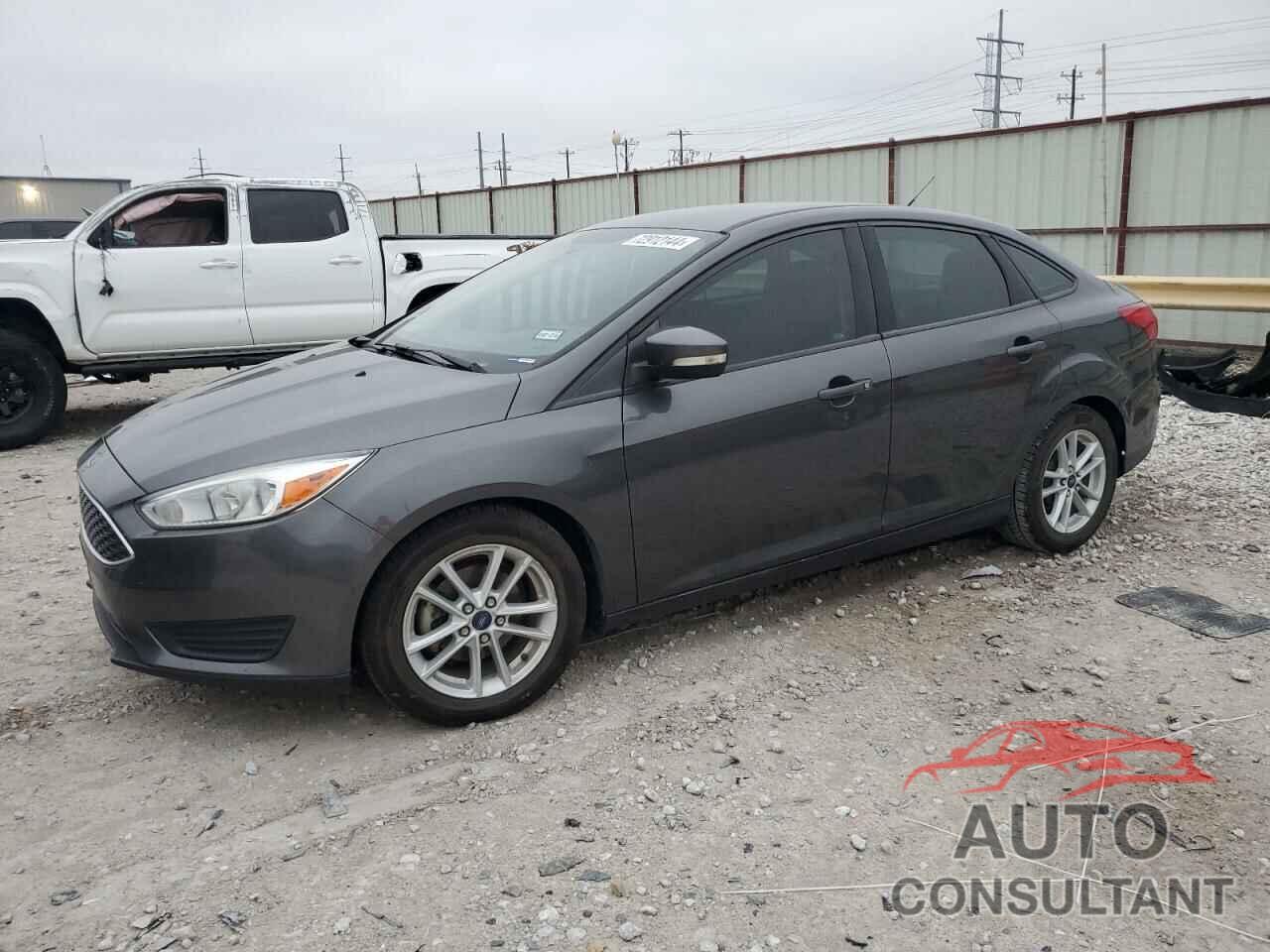 FORD FOCUS 2017 - 1FADP3F27HL257809