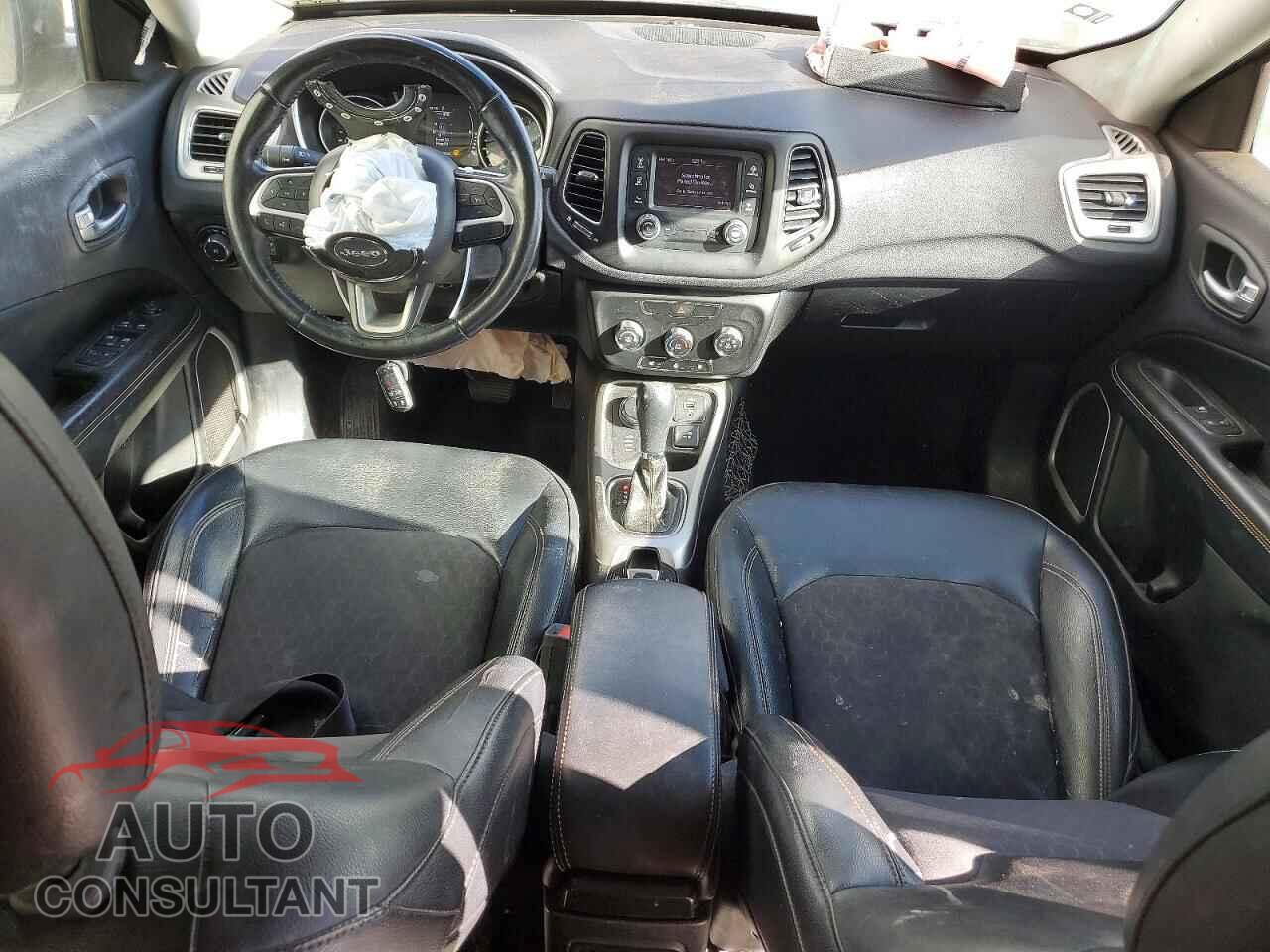 JEEP COMPASS 2017 - 3C4NJDBB7HT692457