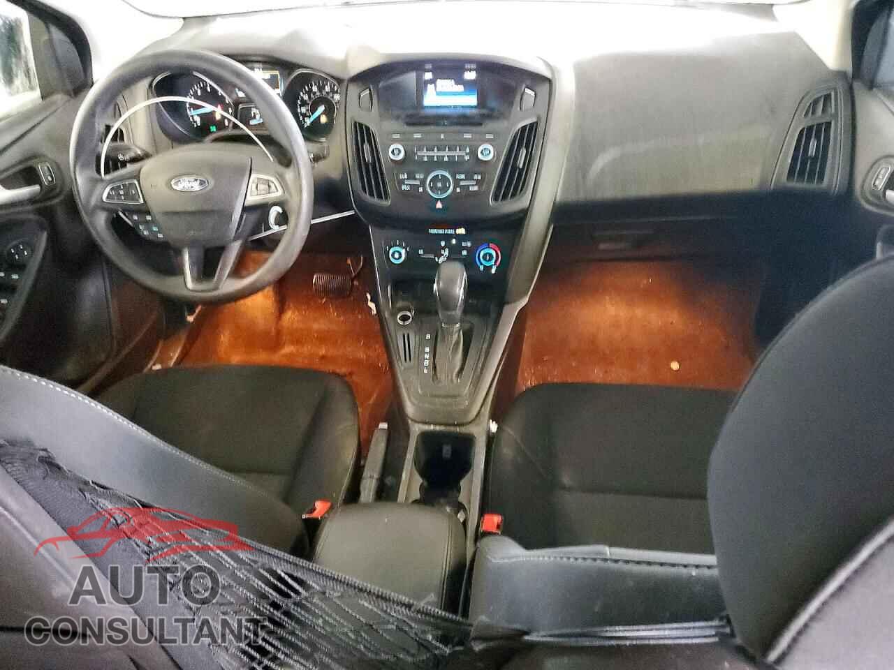 FORD FOCUS 2017 - 1FADP3F25HL291912
