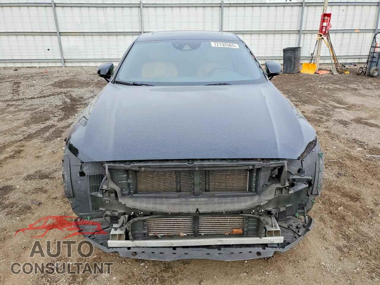 VOLVO S90 2018 - LVY992MLXJP030945