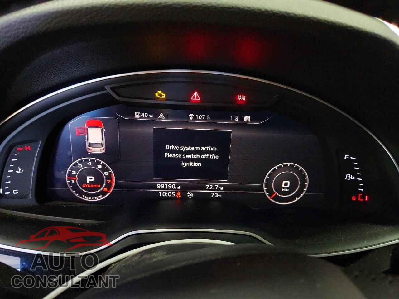AUDI Q7 2018 - WA1VAAF73JD024195