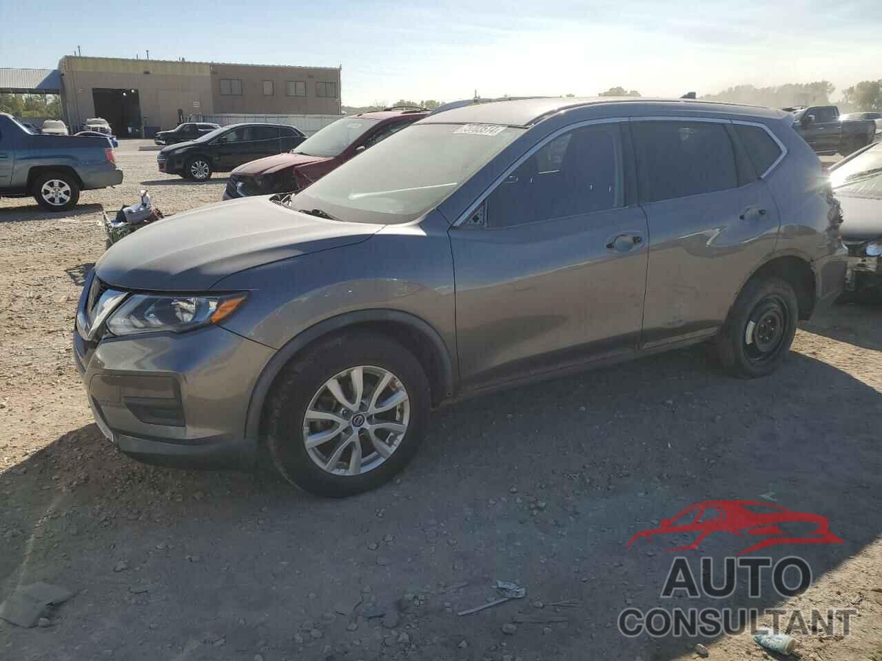 NISSAN ROGUE 2017 - KNMAT2MT3HP589673