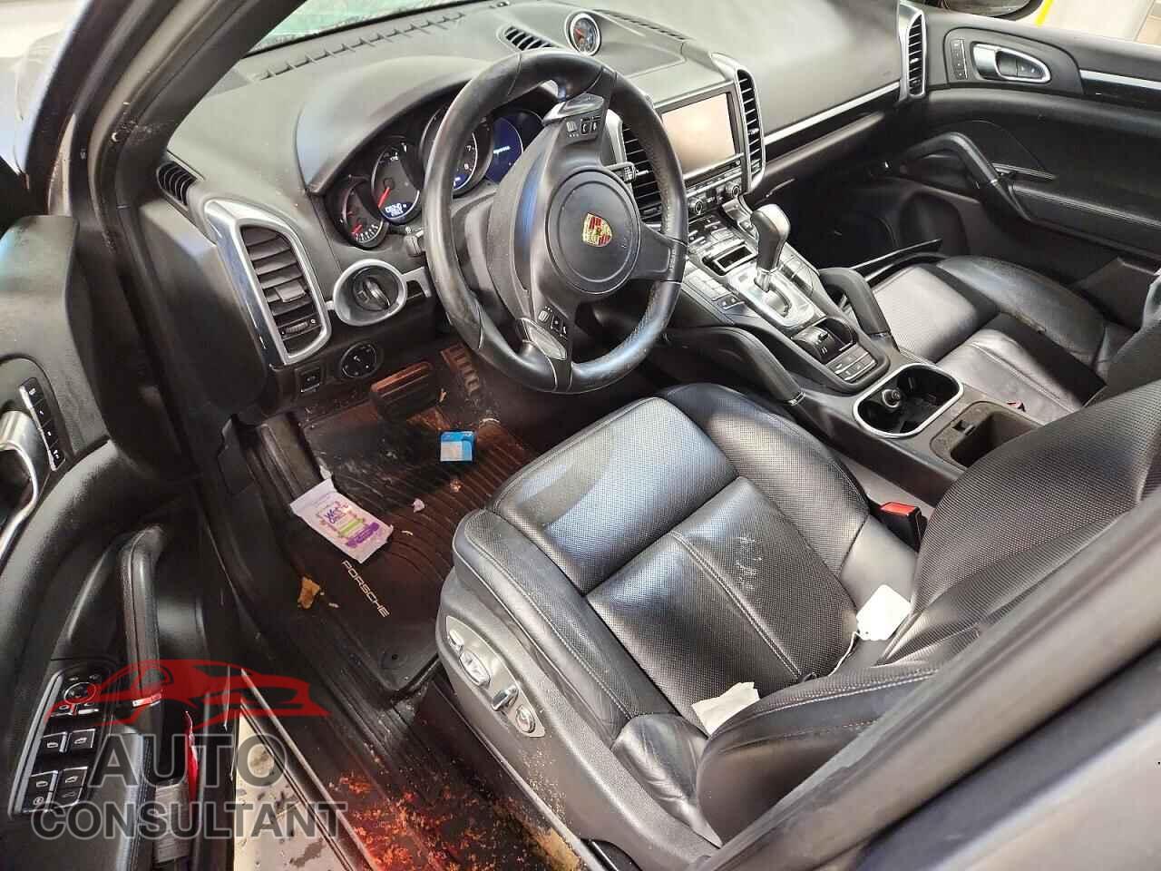 PORSCHE CAYENNE 2013 - WP1AA2A25DLA08823