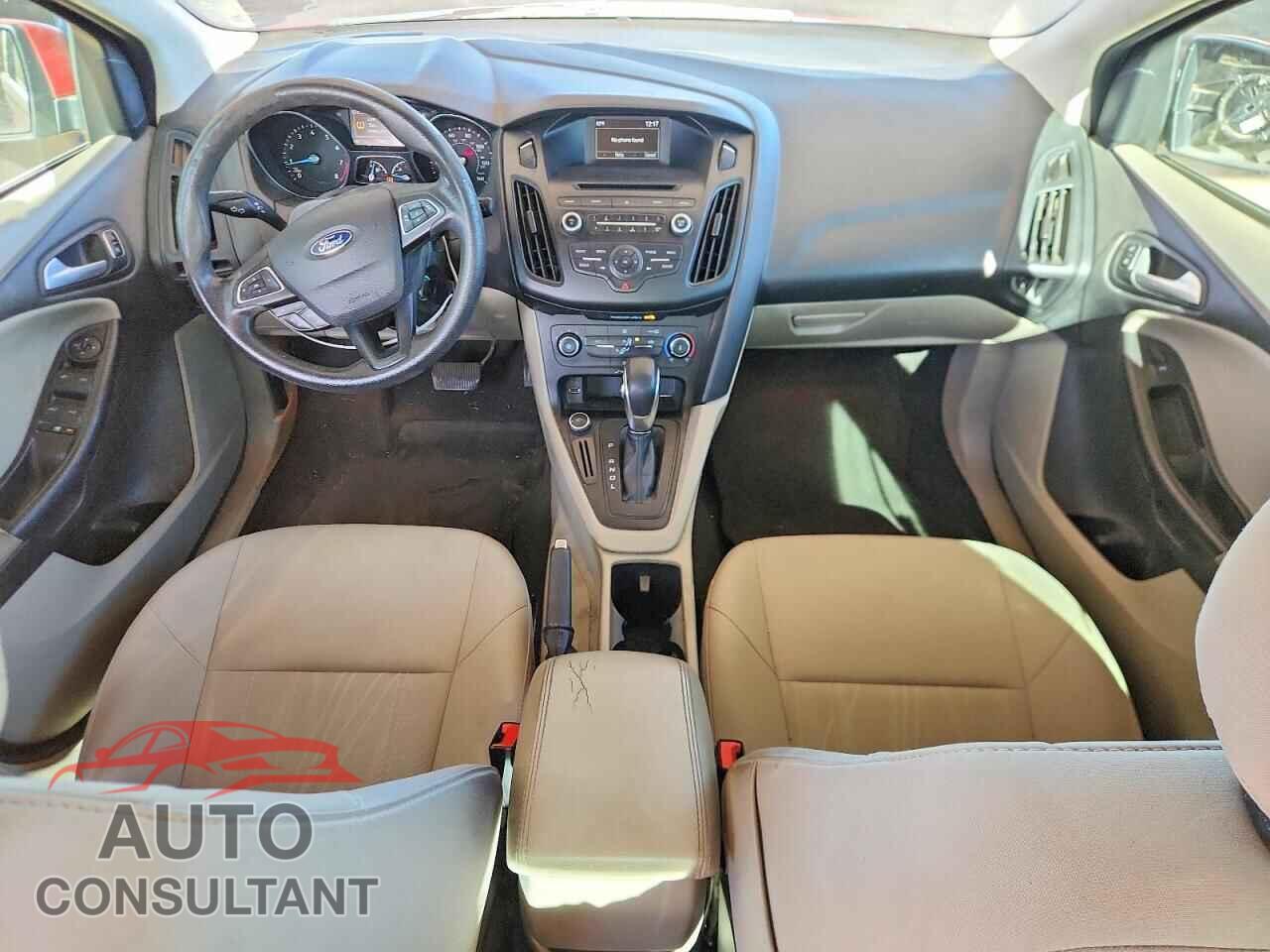 FORD FOCUS 2017 - 1FADP3F27HL245787
