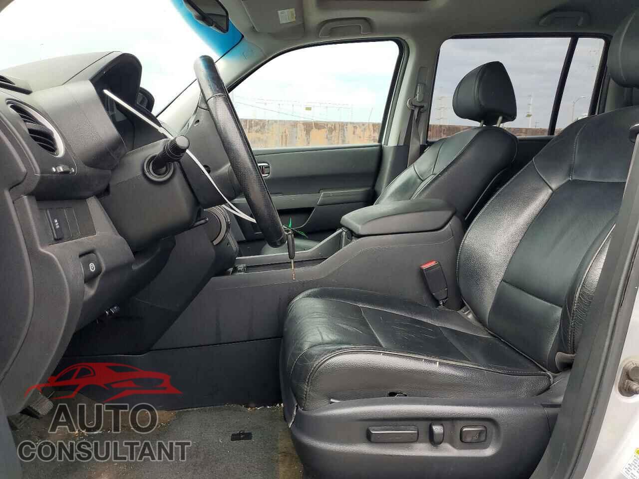 HONDA PILOT 2013 - 5FNYF3H56DB041999