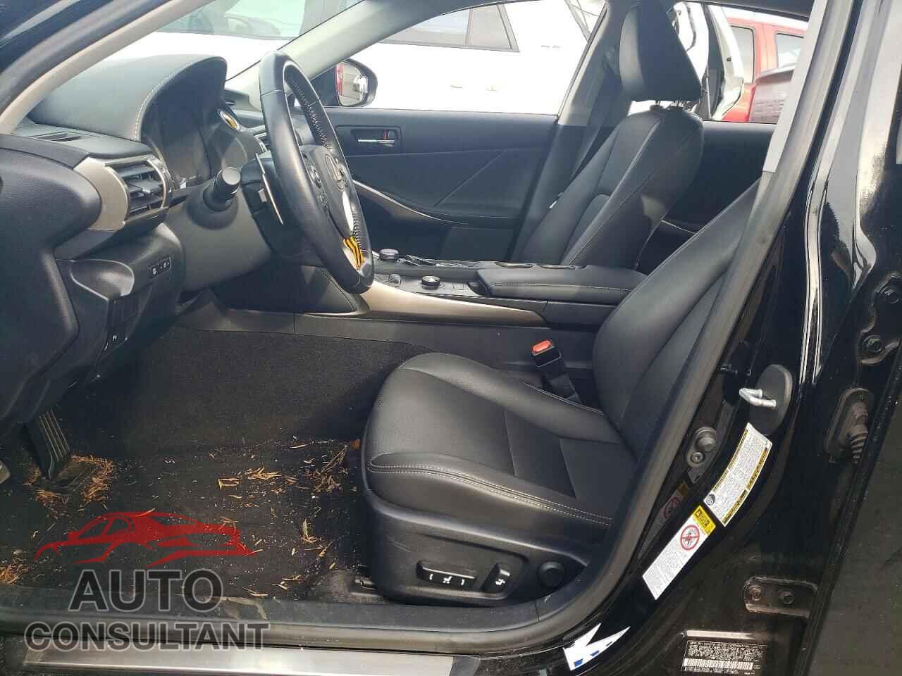 LEXUS IS 2016 - JTHBE1D25G5027802