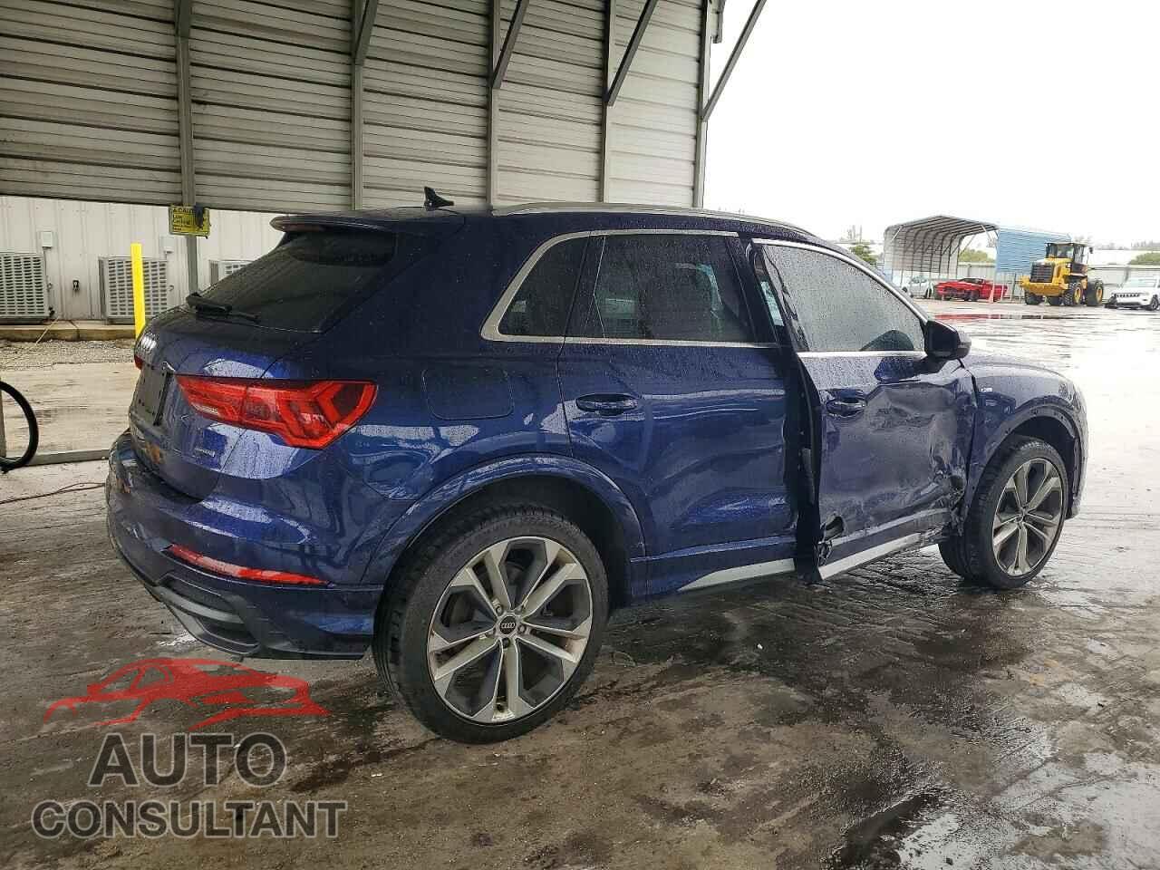 AUDI Q3 2021 - WA1EECF35M1117092