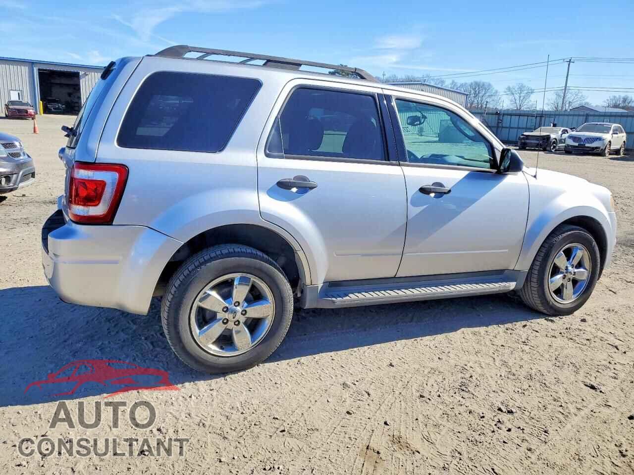FORD ESCAPE 2011 - 1FMCU0D75BKB70706