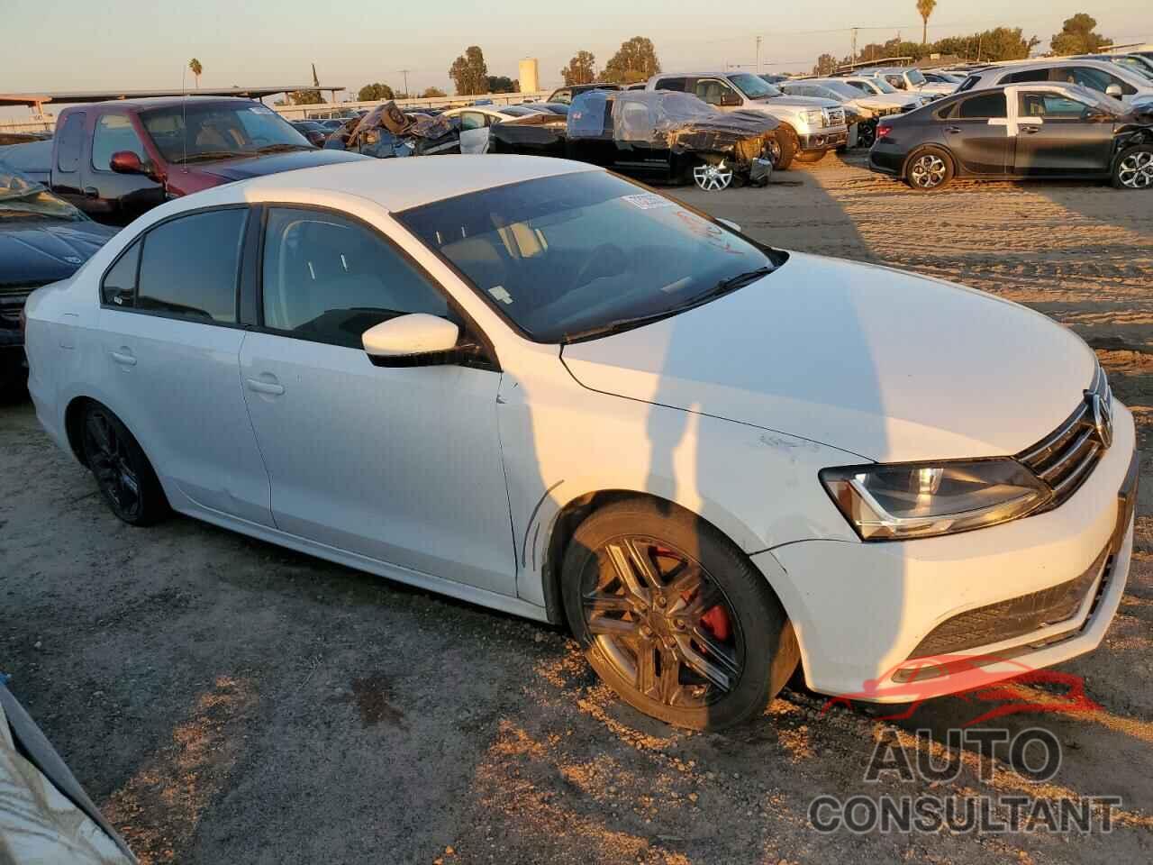VOLKSWAGEN JETTA 2018 - 3VW2B7AJ9JM240260