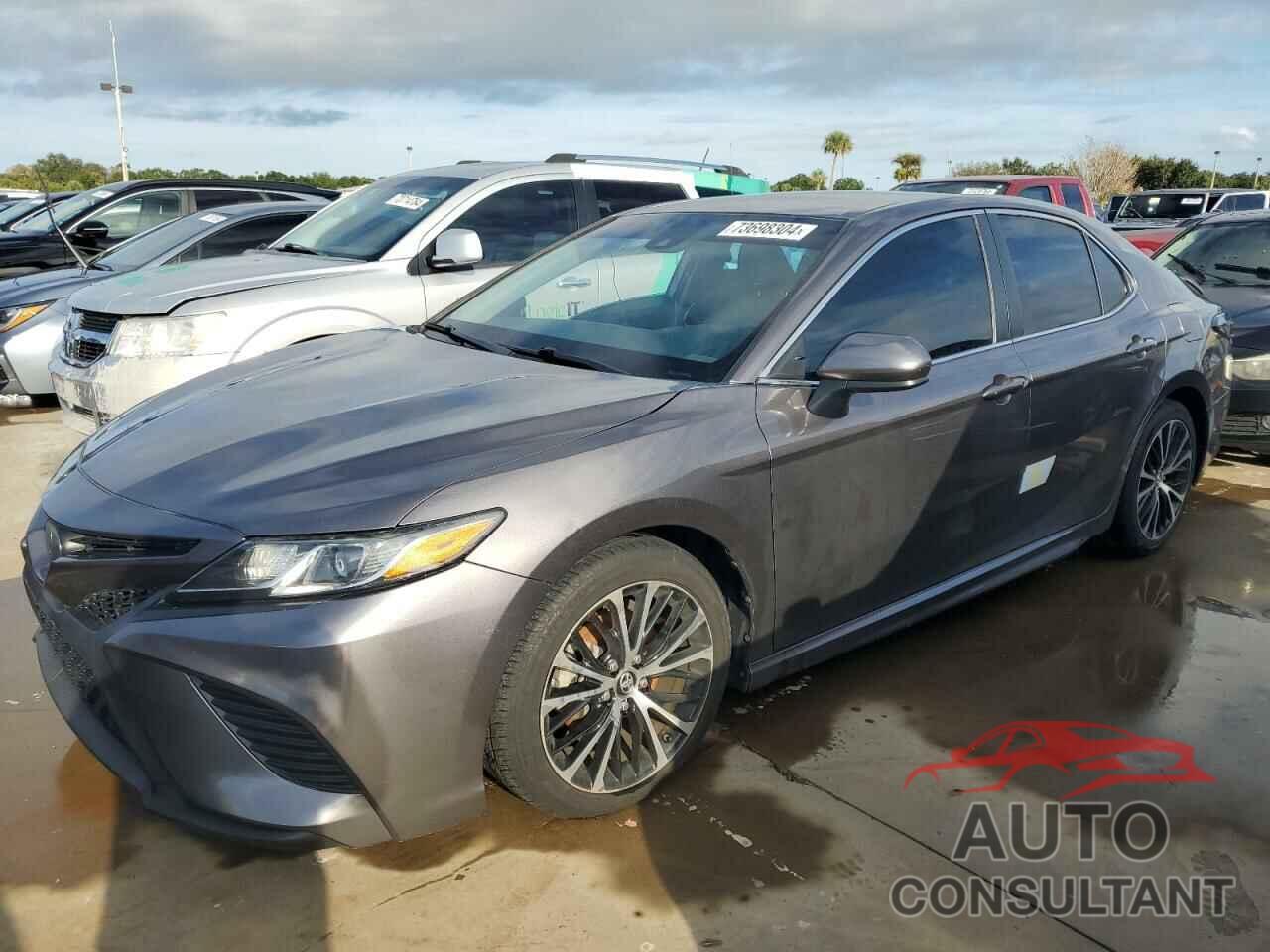 TOYOTA CAMRY 2019 - 4T1B11HK3KU679125