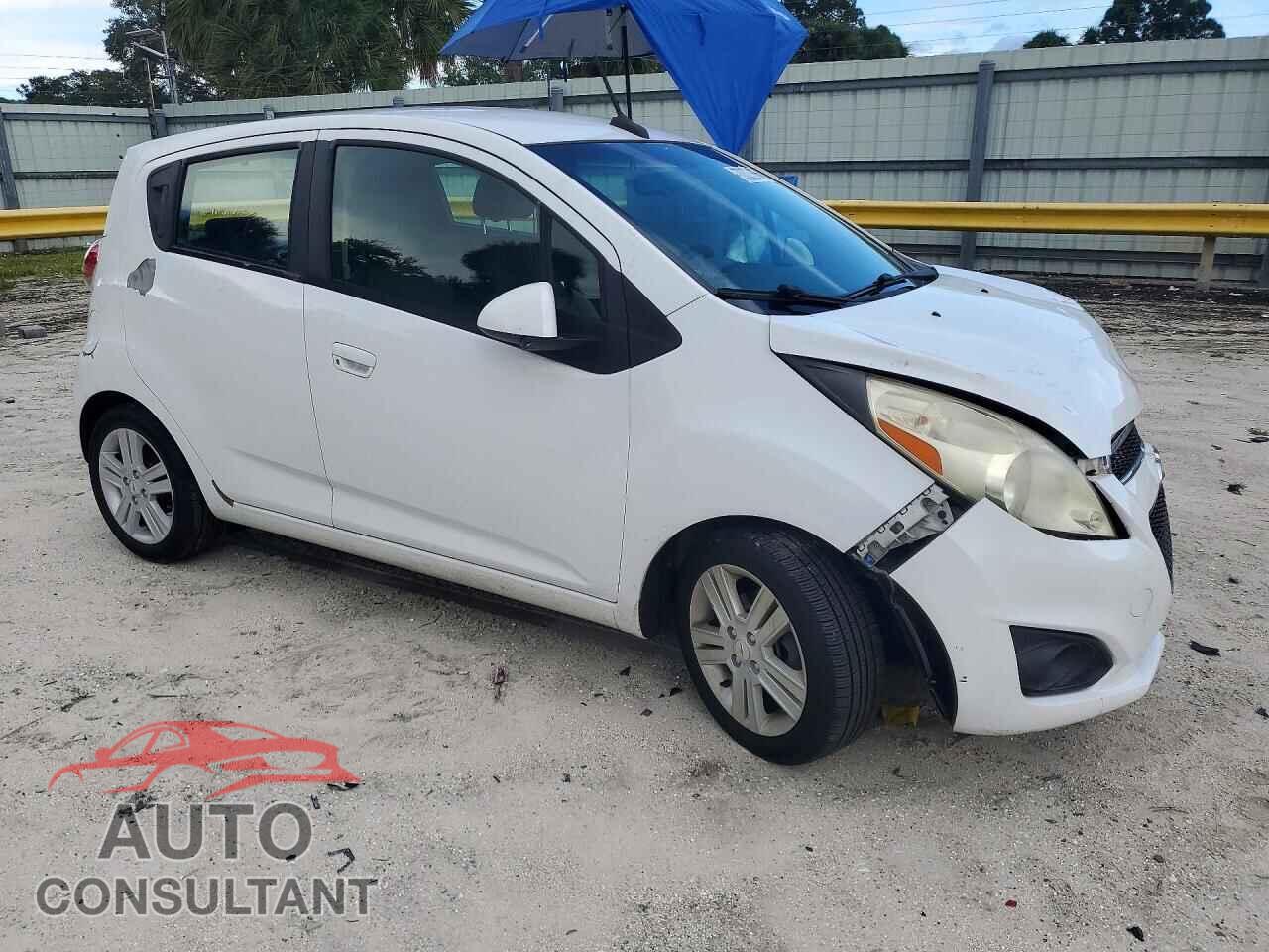 CHEVROLET SPARK 2013 - KL8CD6S98DC586895