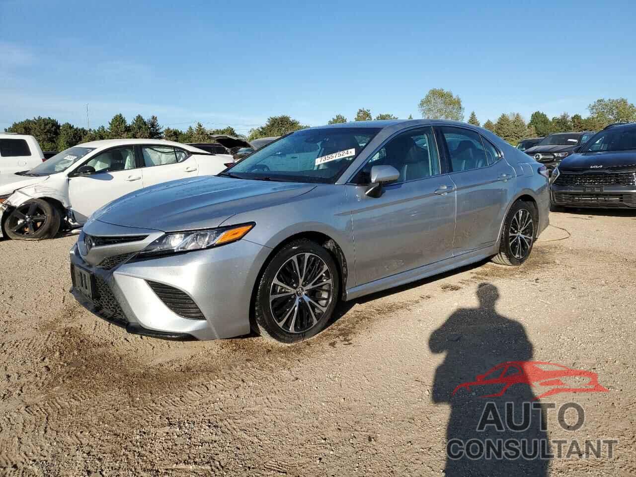 TOYOTA CAMRY 2020 - 4T1G11AK5LU872121