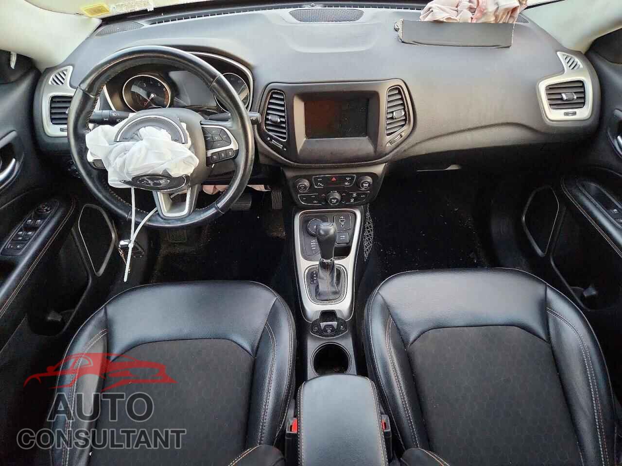 JEEP COMPASS 2021 - 3C4NJDBB2MT584256