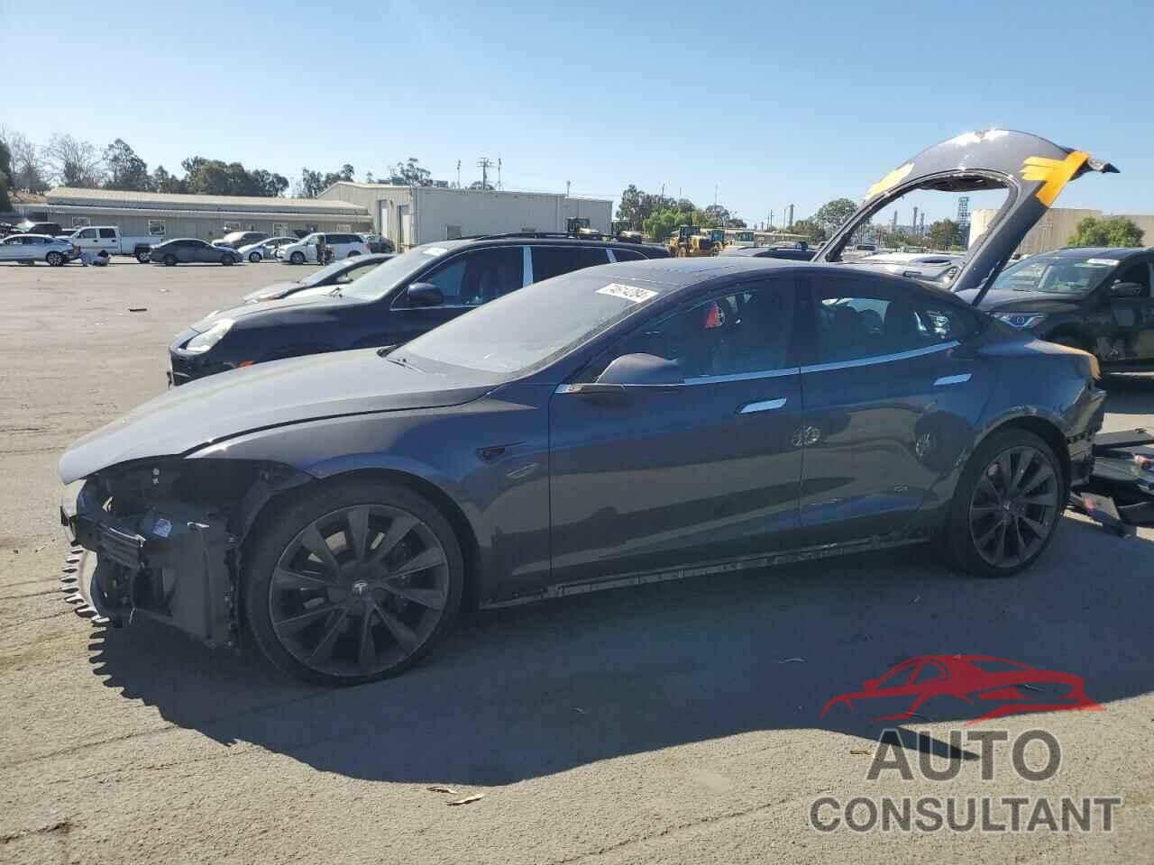 TESLA MODEL S 2018 - 5YJSA1E26JF267684