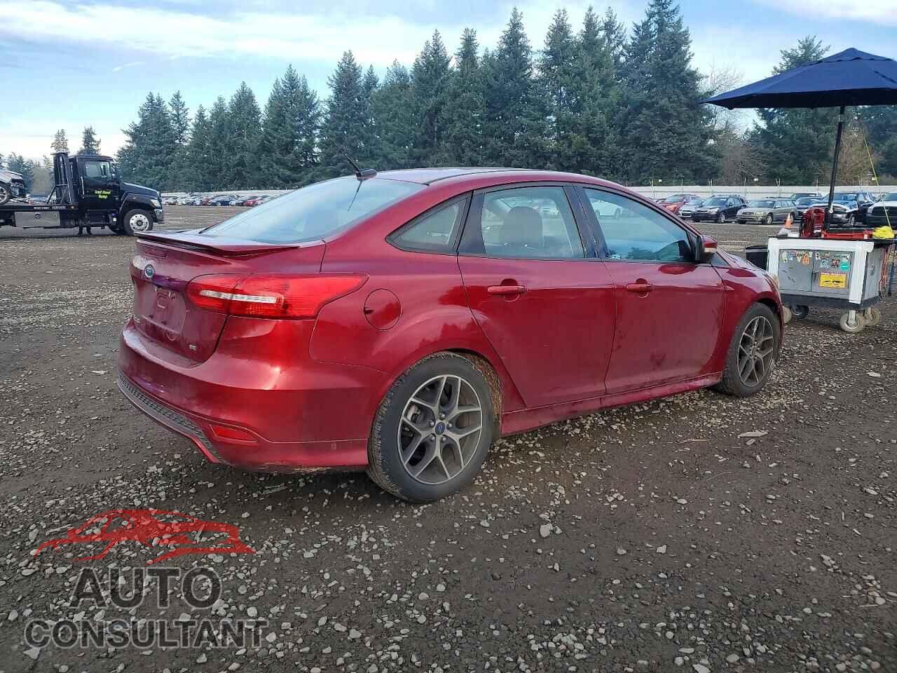 FORD FOCUS 2015 - 1FADP3F24FL211366