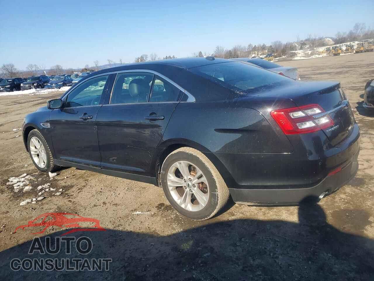 FORD TAURUS 2015 - 1FAHP2E83FG183571