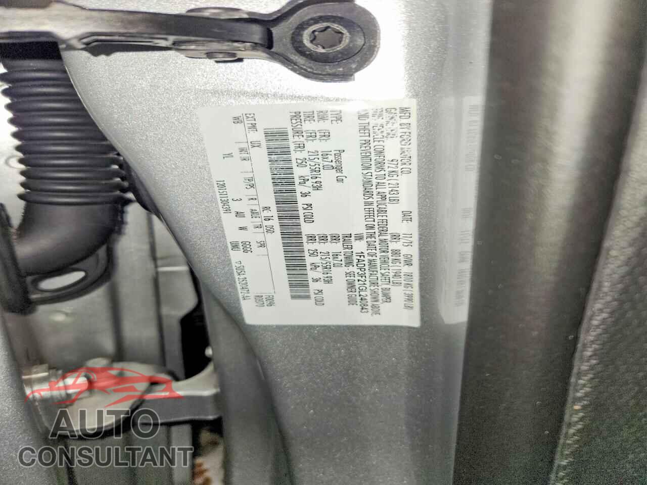FORD FOCUS 2016 - 1FADP3F21GL240843