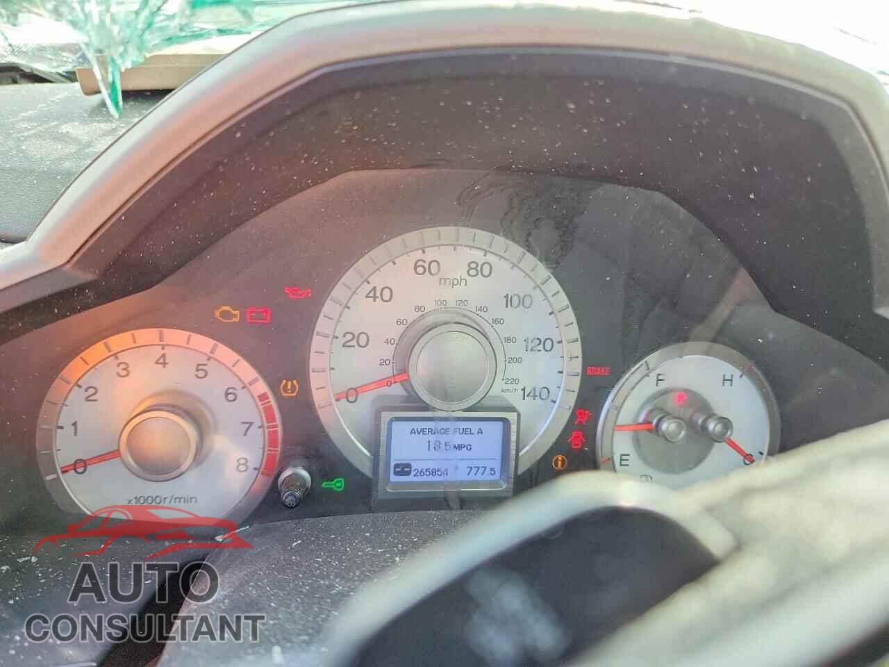 HONDA PILOT 2011 - 5FNYF4H93BB096755