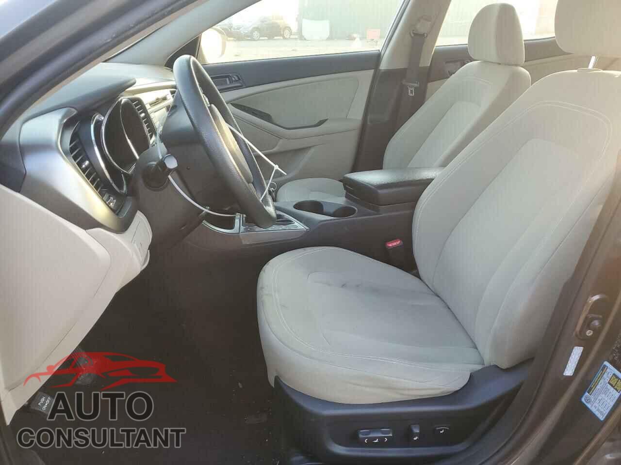 KIA OPTIMA 2011 - KNAGM4A75B5137332