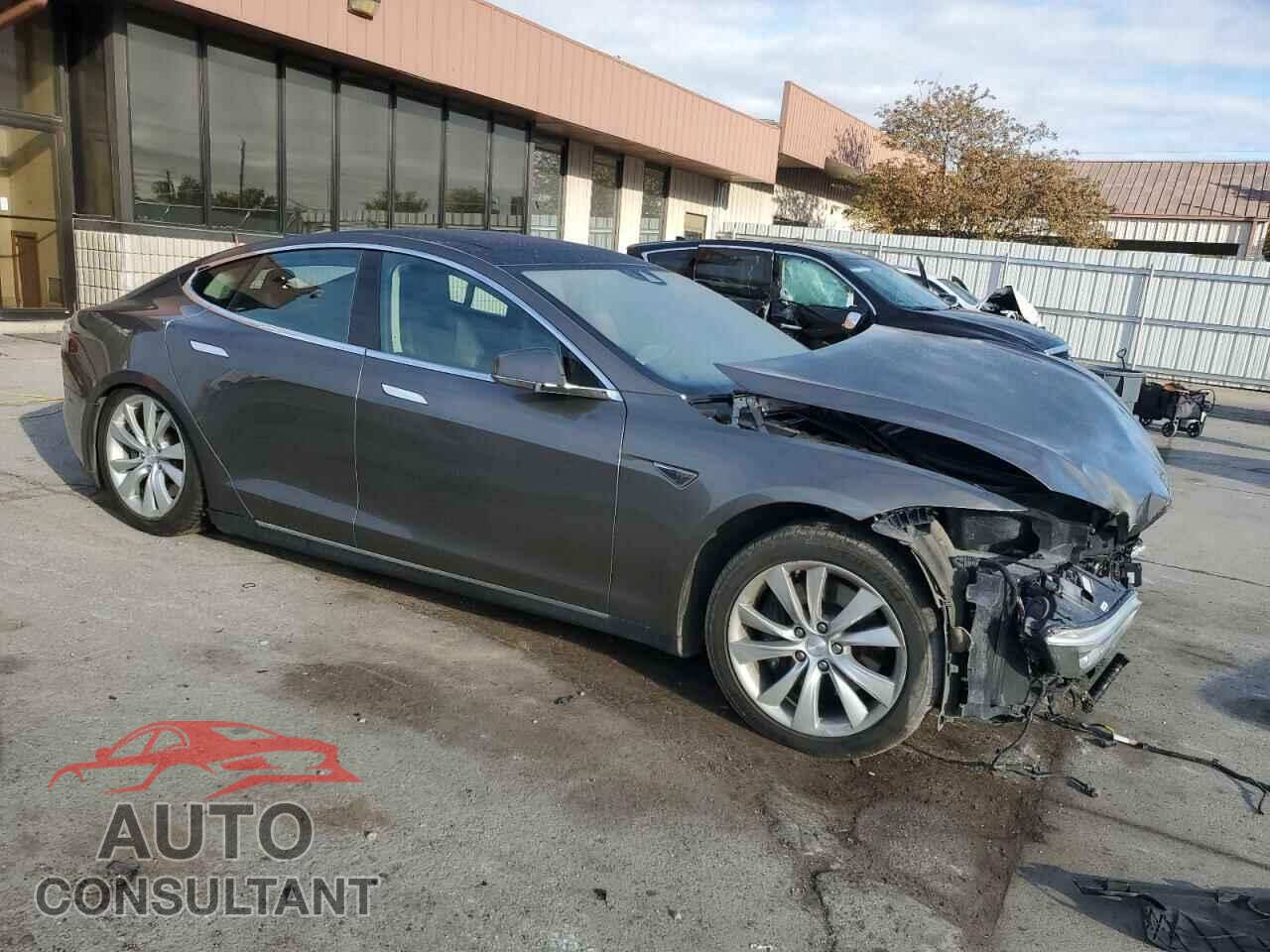 TESLA MODEL S 2016 - 5YJSA1E28GF128648