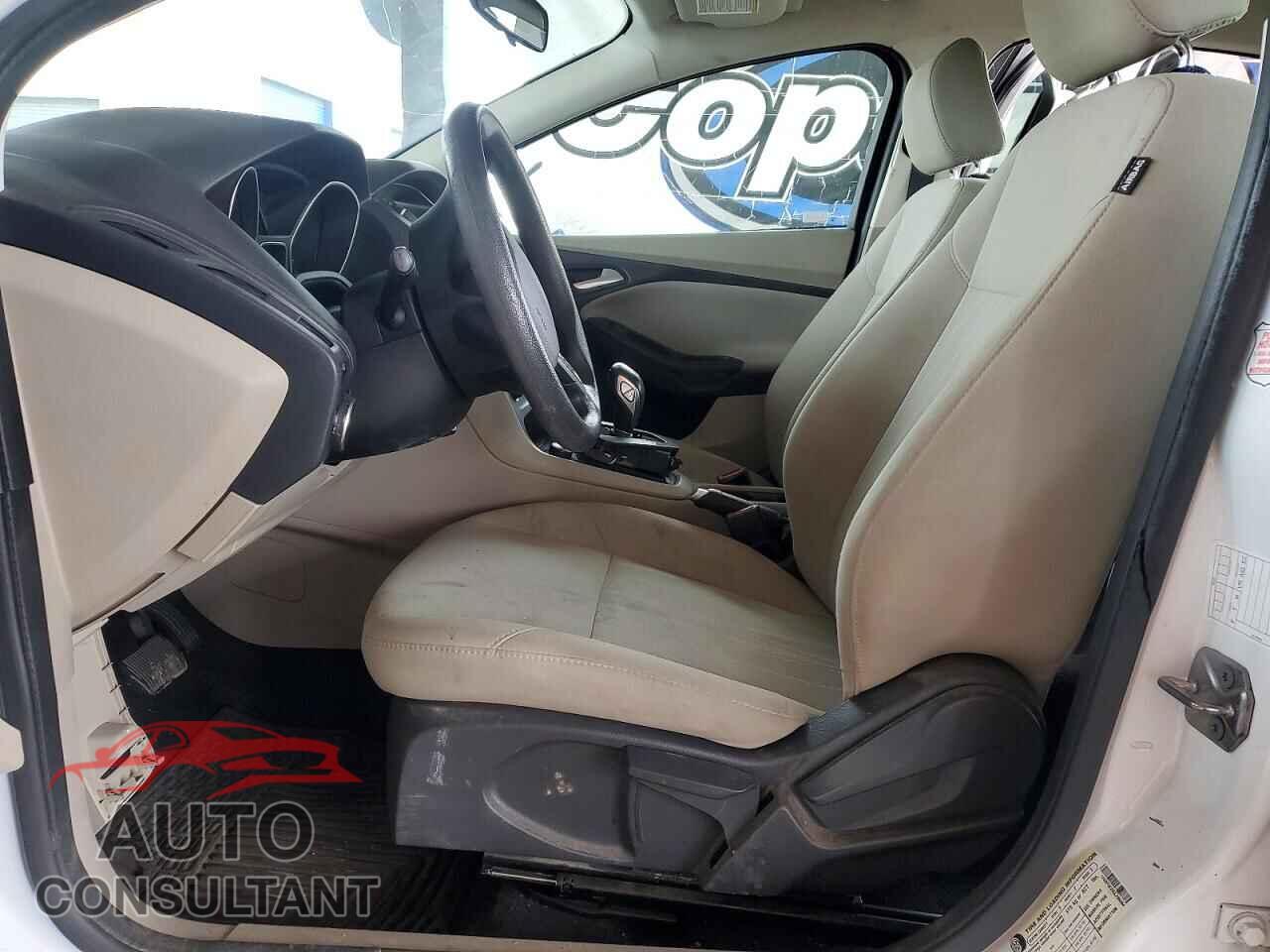 FORD FOCUS 2016 - 1FADP3K2XGL286564