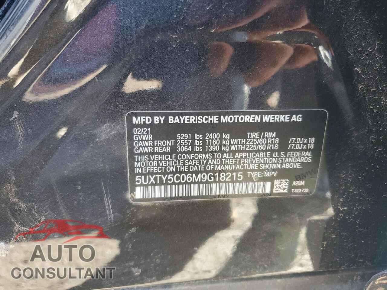 BMW X3 2021 - 5UXTY5C06M9G18215