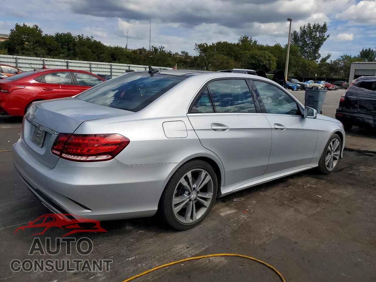 MERCEDES-BENZ E-CLASS 2014 - WDDHF5KB9EA993230