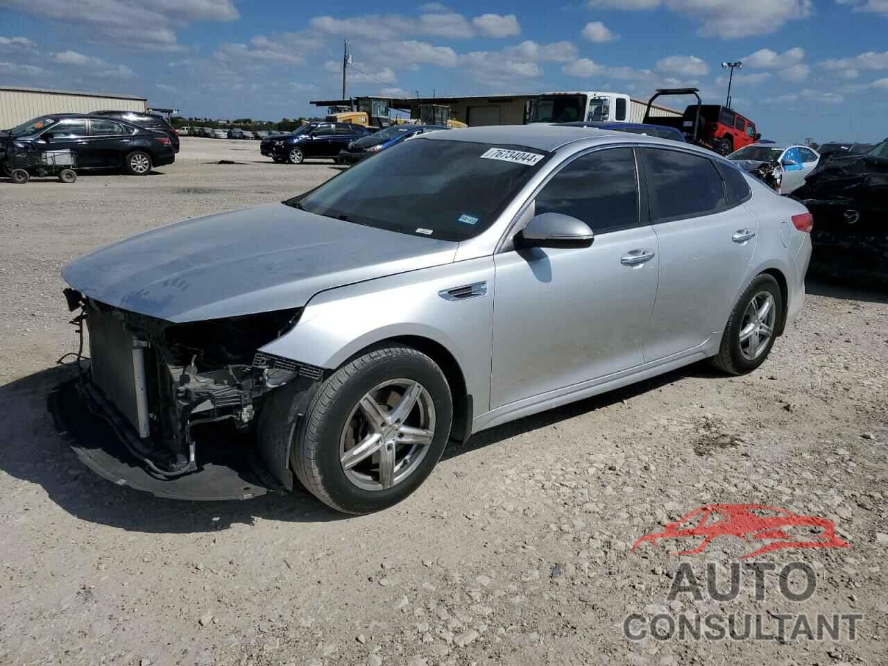 KIA OPTIMA 2018 - 5XXGT4L32JG189365