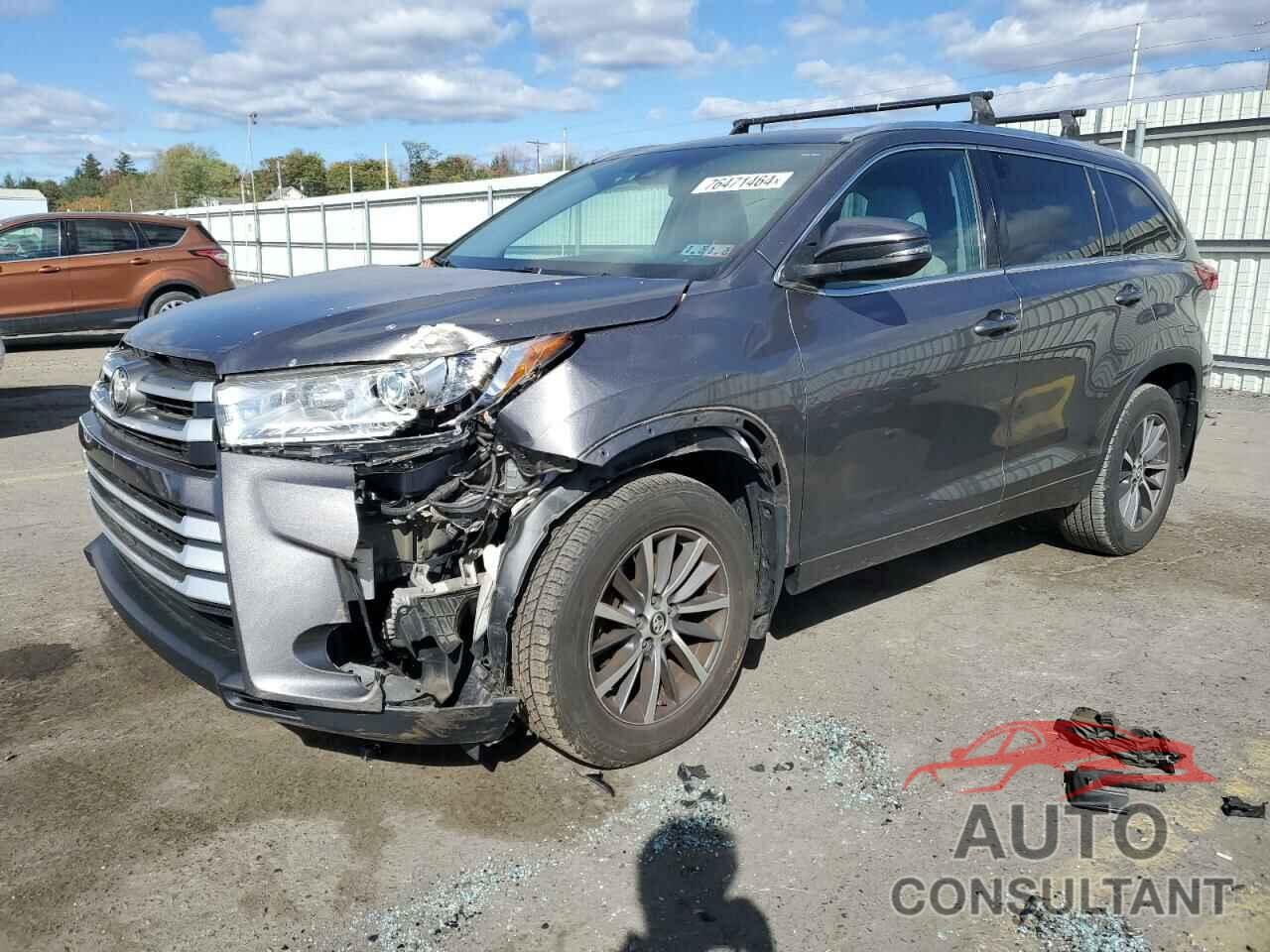 TOYOTA HIGHLANDER 2018 - 5TDJZRFH2JS827573