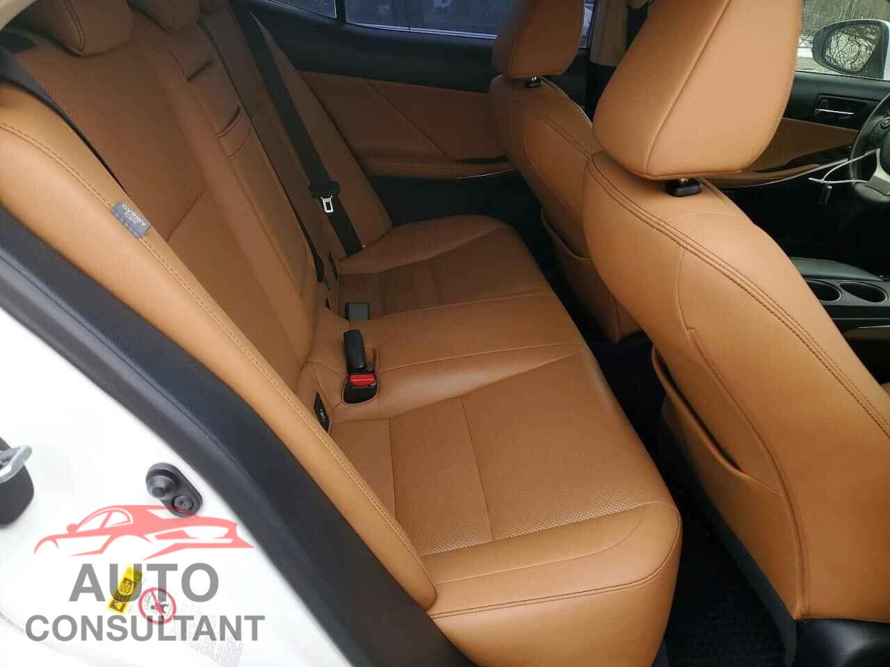 LEXUS IS 2014 - JTHCE1D23E5004651