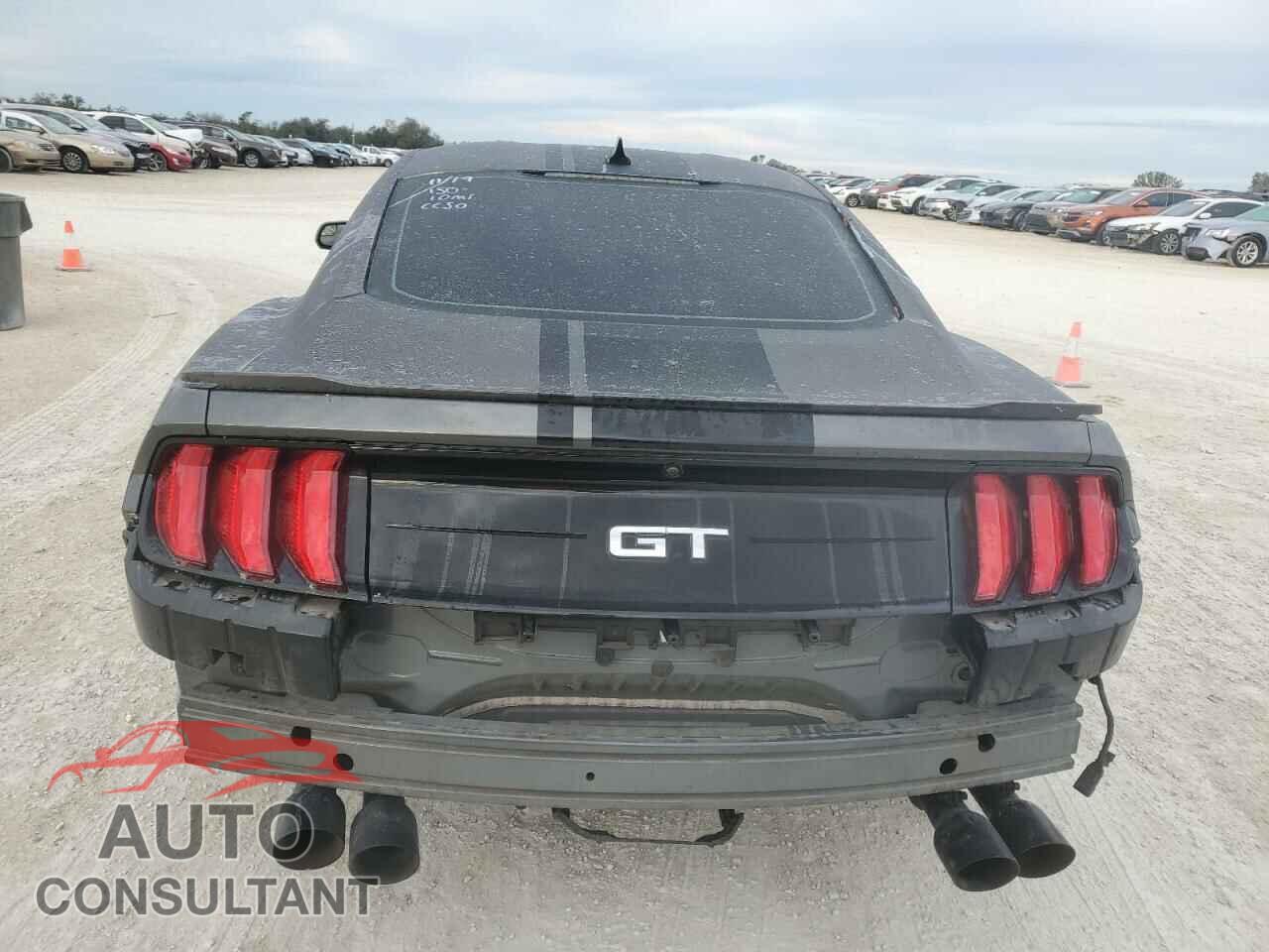 FORD MUSTANG 2020 - 1FA6P8CF8L5178479