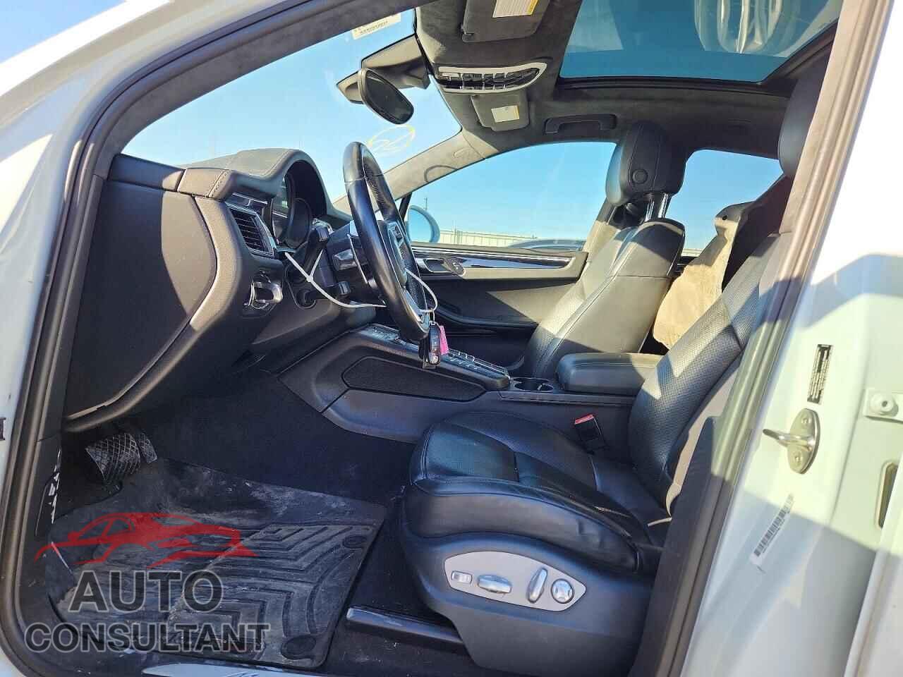 PORSCHE MACAN 2016 - WP1AF2A5XGLB91104