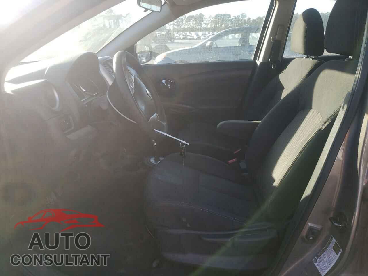 NISSAN VERSA 2017 - 3N1CN7AP1HK420764