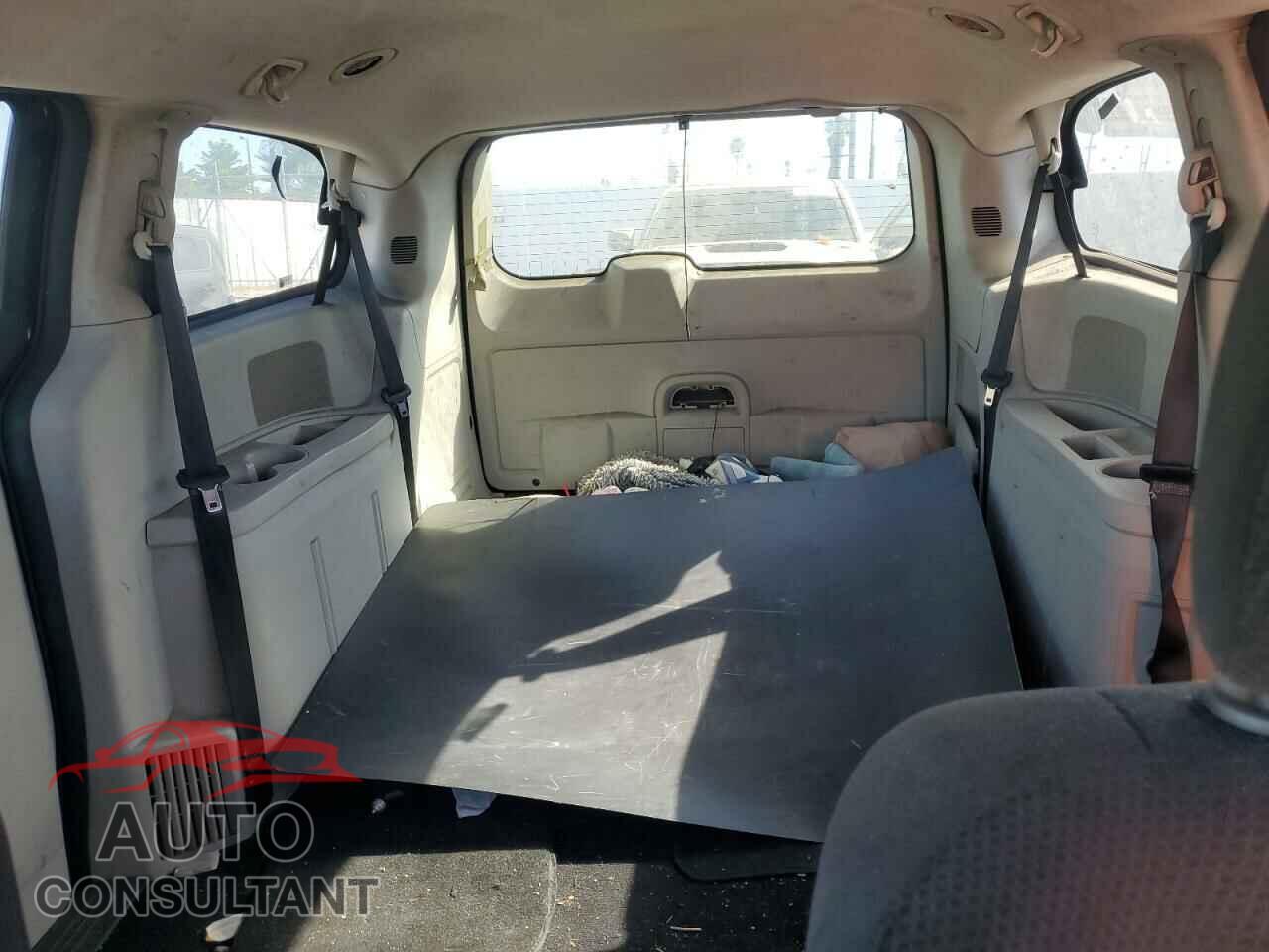 DODGE CARAVAN 2013 - 2C4RDGCG9DR752028