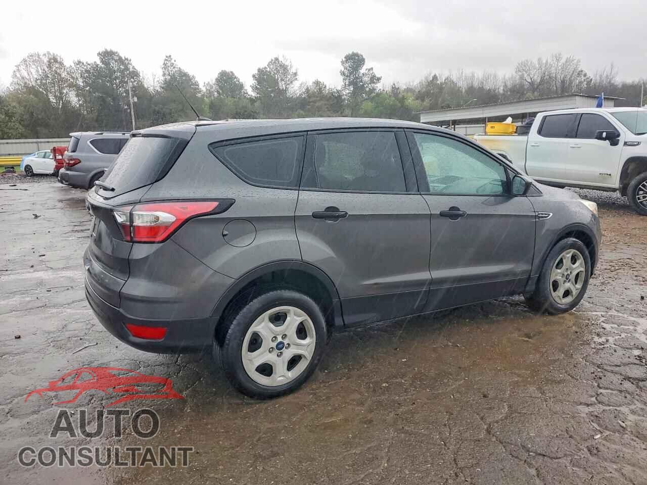 FORD ESCAPE 2017 - 1FMCU0F76HUC66032