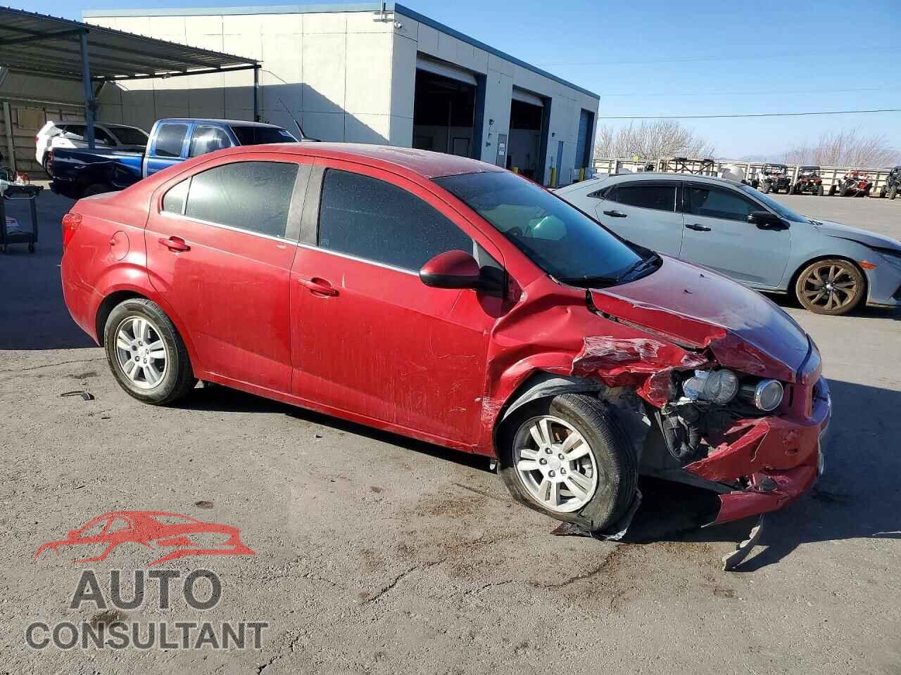 CHEVROLET SONIC 2014 - 1G1JC5SH5E4207746