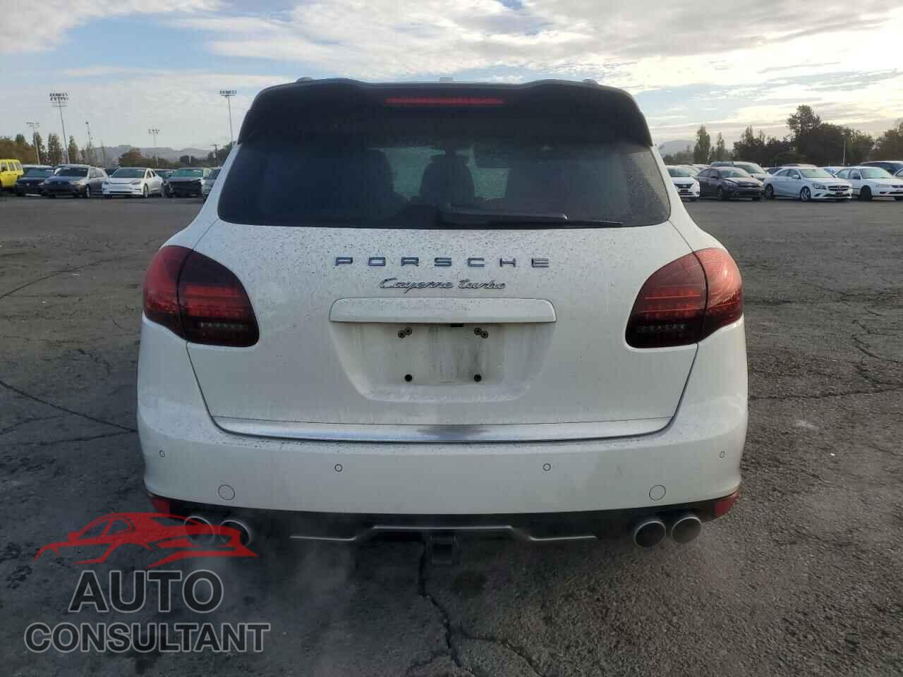 PORSCHE CAYENNE 2012 - WP1AC2A23CLA81911