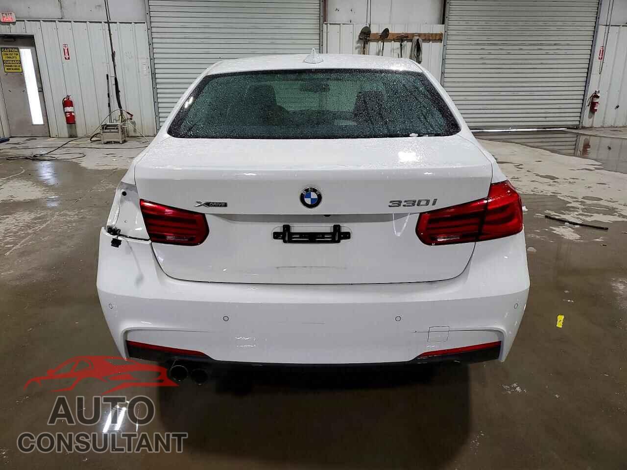 BMW 330 2017 - WBA8D9C37HA005586