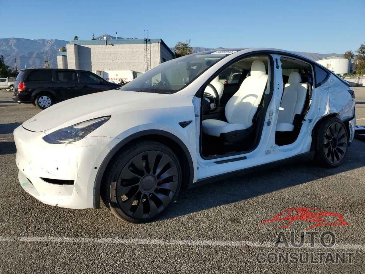 TESLA MODEL Y 2023 - 7SAYGDEF0PF776355