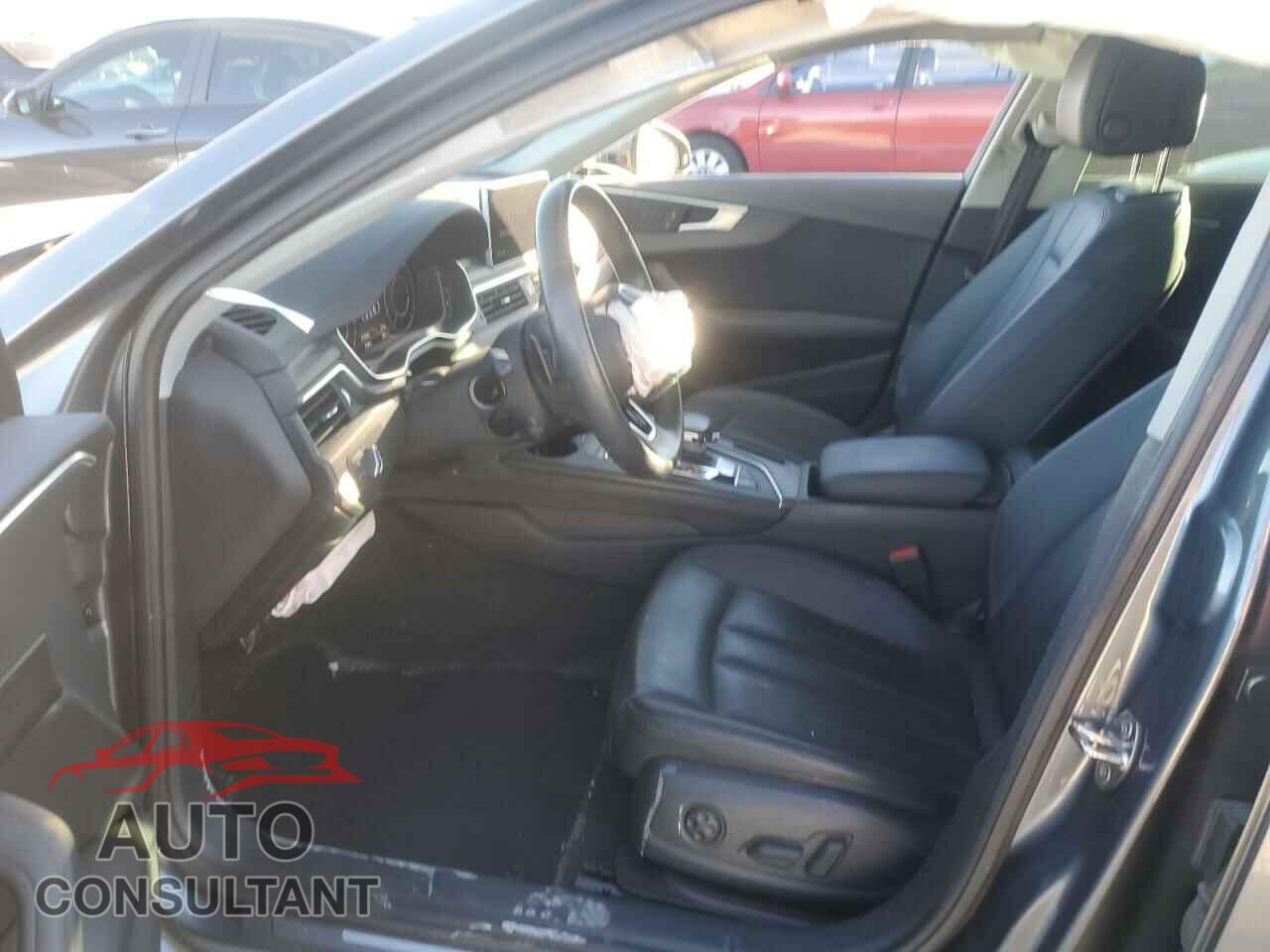 AUDI A4 2019 - WAUHMAF40KA015891