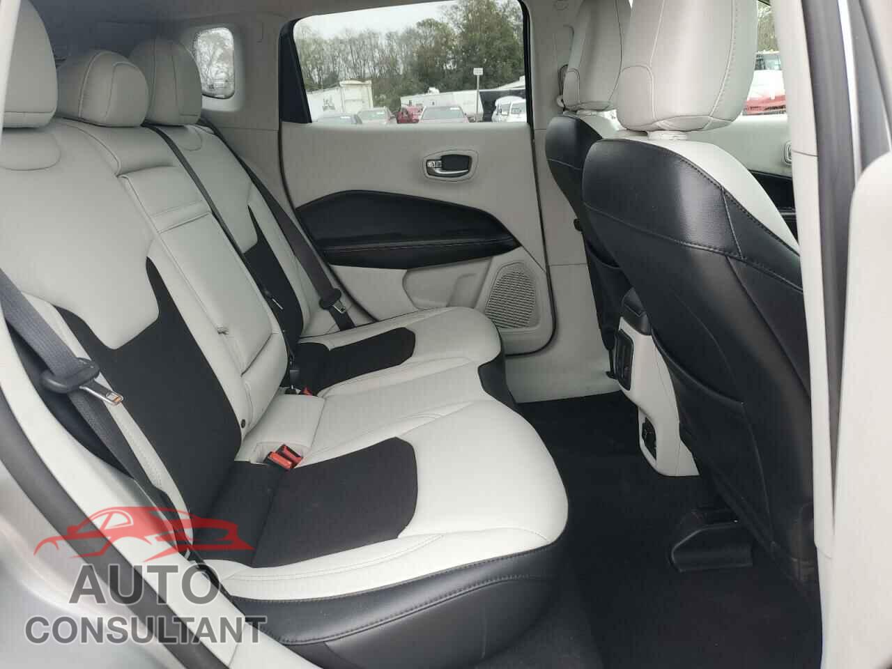 JEEP COMPASS 2017 - 3C4NJCBBXHT647829