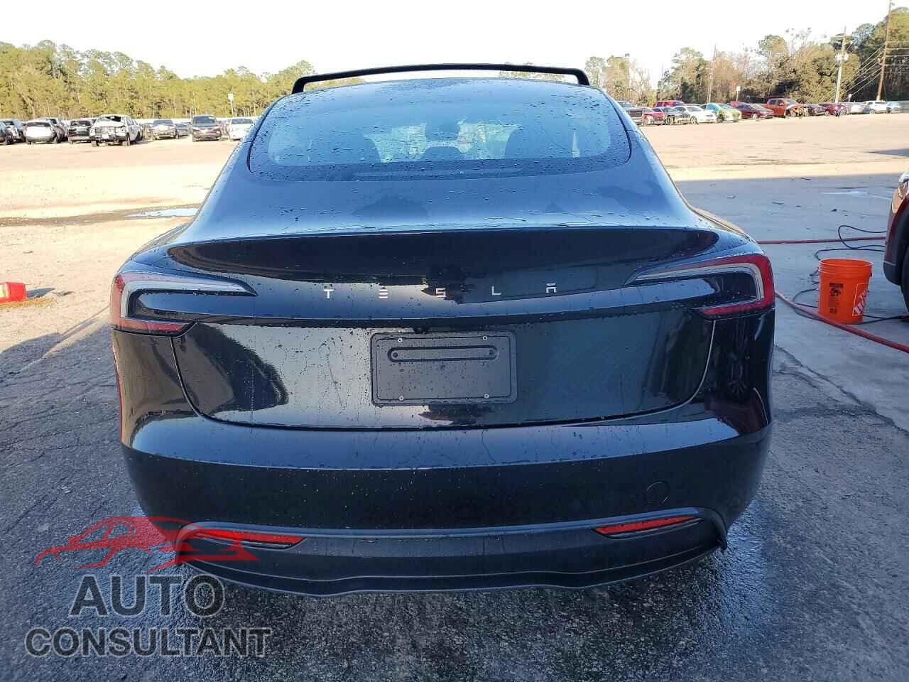 TESLA MODEL 3 2025 - 5YJ3E1EA2SF065670
