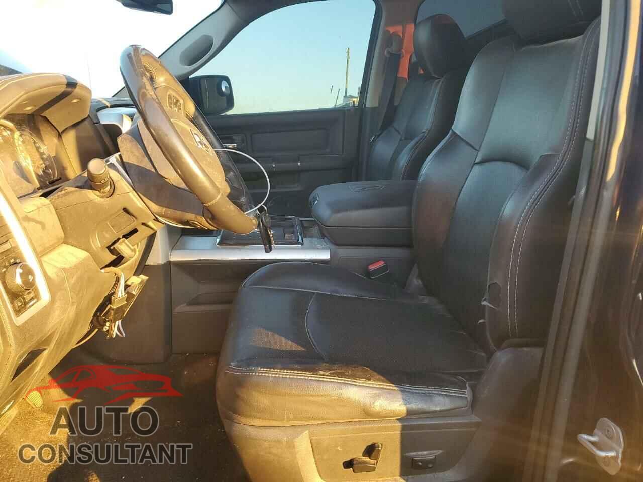 DODGE RAM 1500 2012 - 1C6RD7MT8CS162113