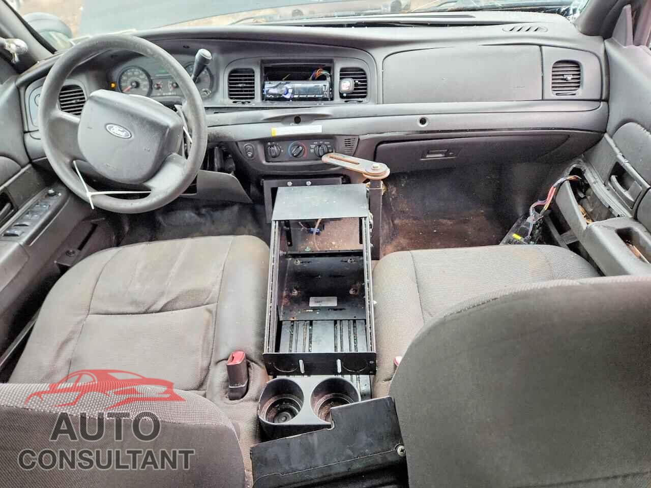 FORD CROWN VIC 2010 - 2FABP7BV2AX136810